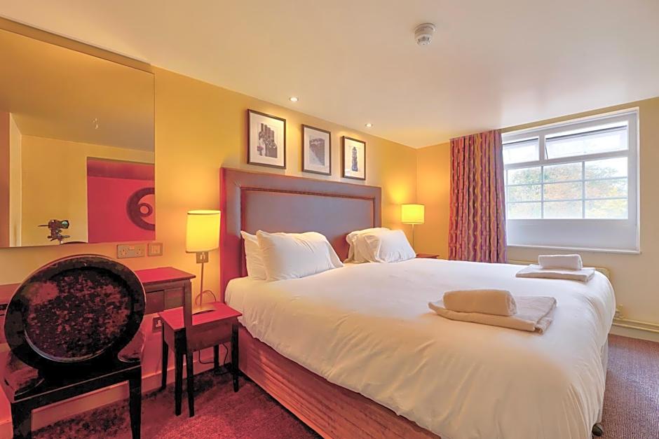 Manchester Airport Stanley Hotel by Belvilla