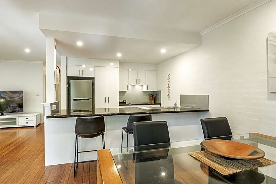 Mariner Bay Apartments