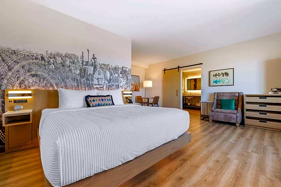 Cambria Hotel El Centro - Imperial