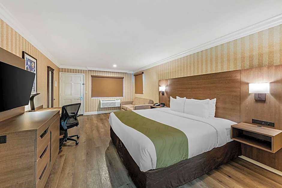 Quality Inn & Suites Maingate