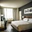 Delta Hotels by Marriott Cincinnati Sharonville