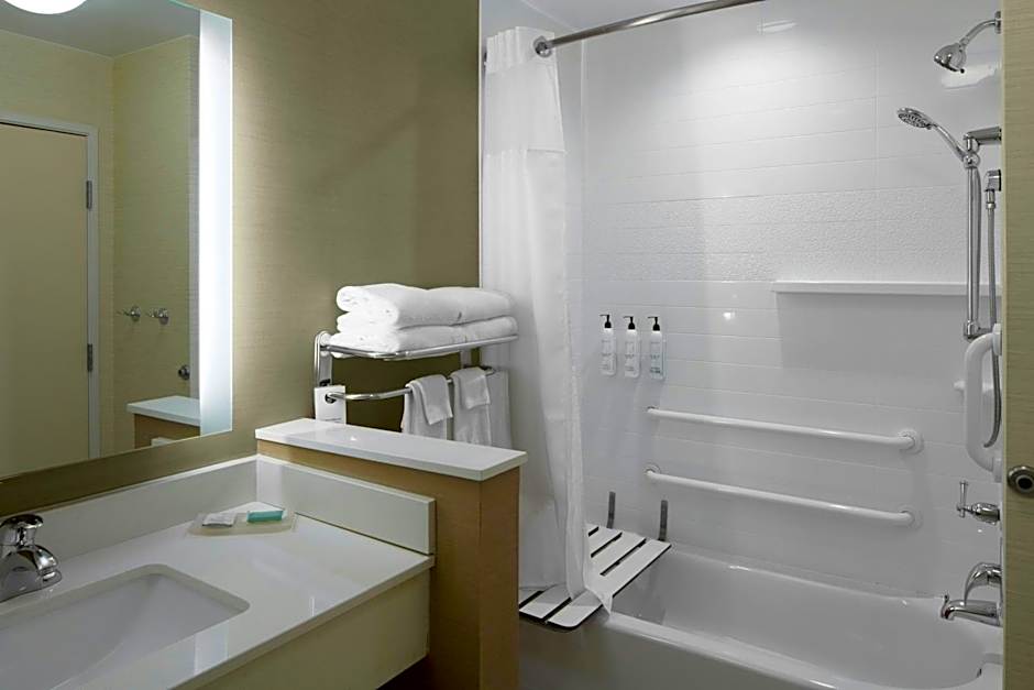 Fairfield Inn & Suites by Marriott Geneva Finger Lakes