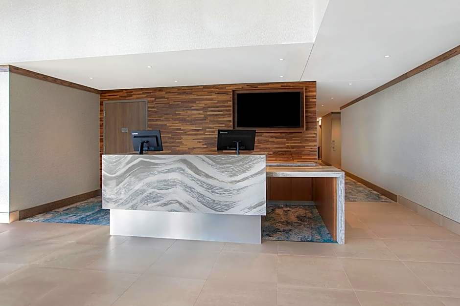 Great Blue Heron Hotel