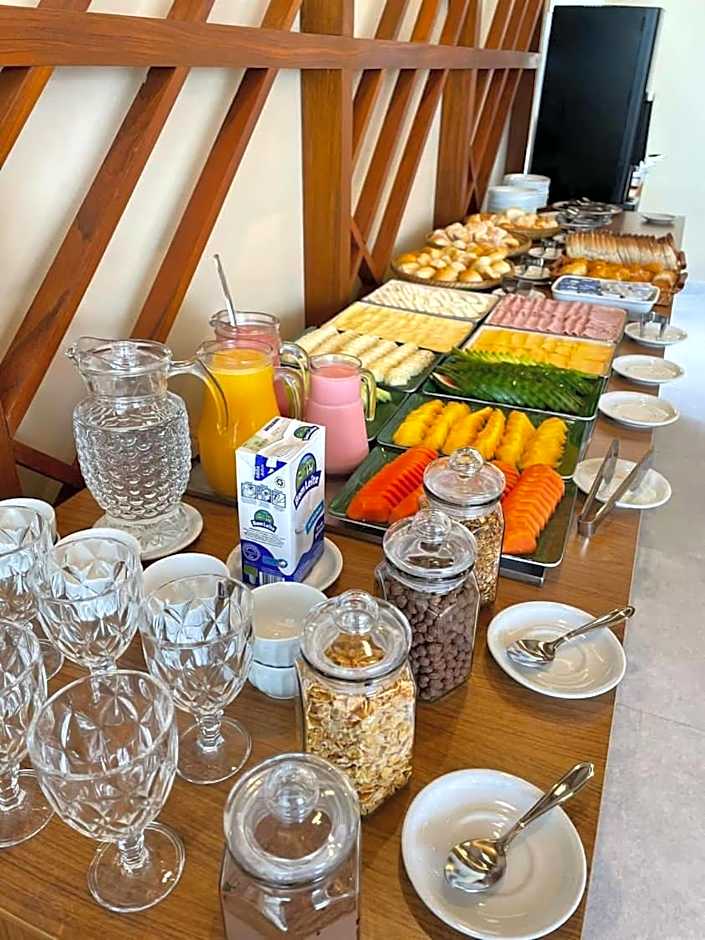 Makia Flat Muro Alto