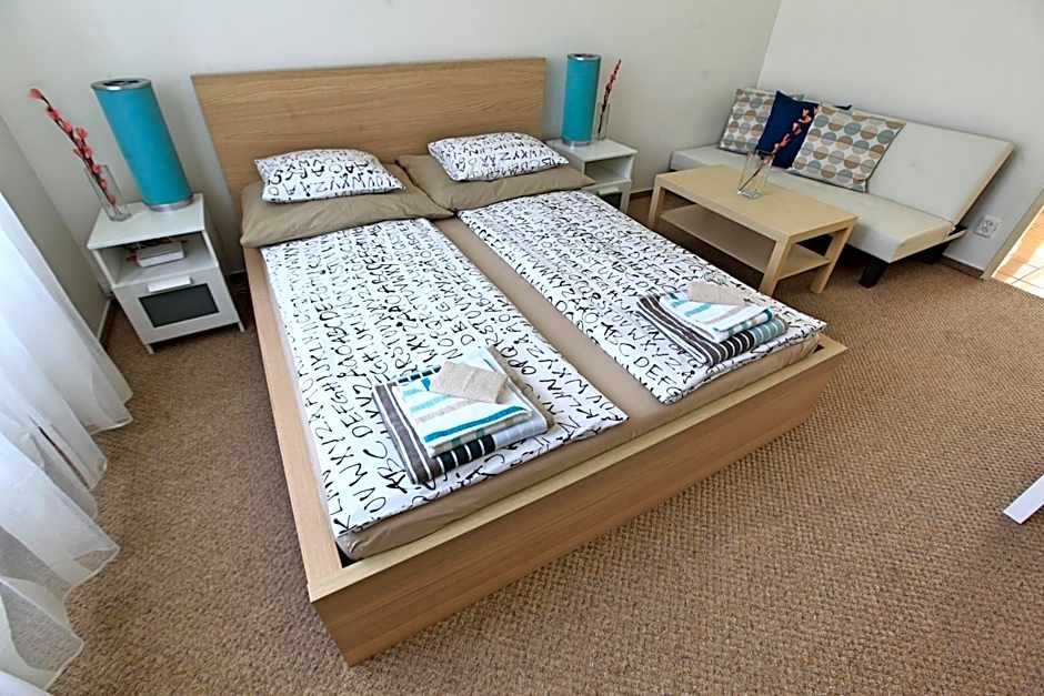 Angel City Aparthotel