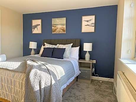 Suitely Museum Residence (with roof terrace)