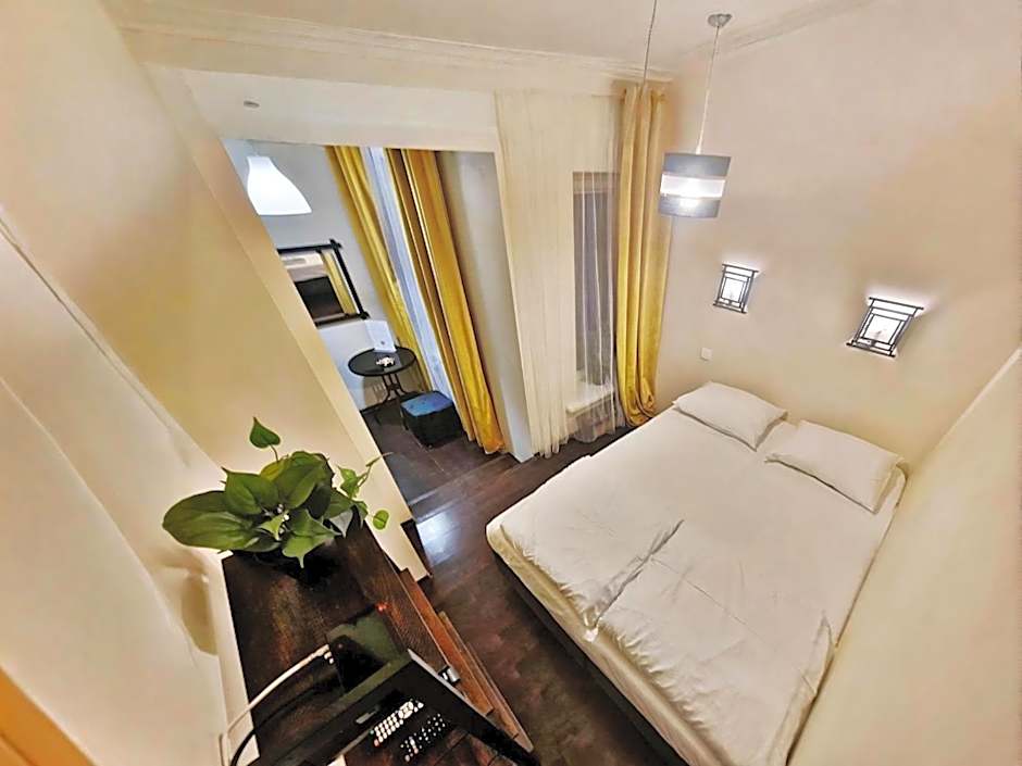 Hostel Helvetia - Private Rooms in City Center
