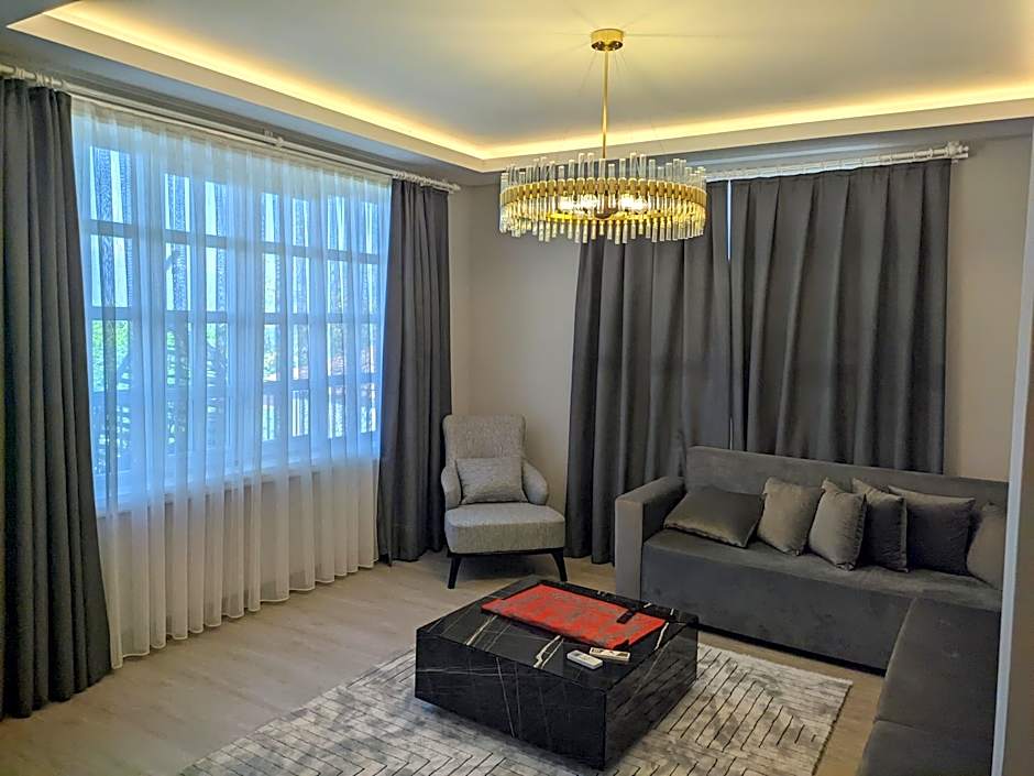 Royal Hayat Hotel Old Town