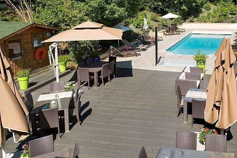 Logis Hotel Le Petit Casset