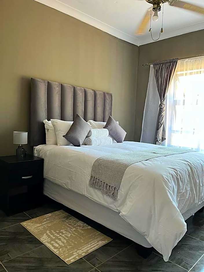 SERENE ACCOMMODATION PALACE