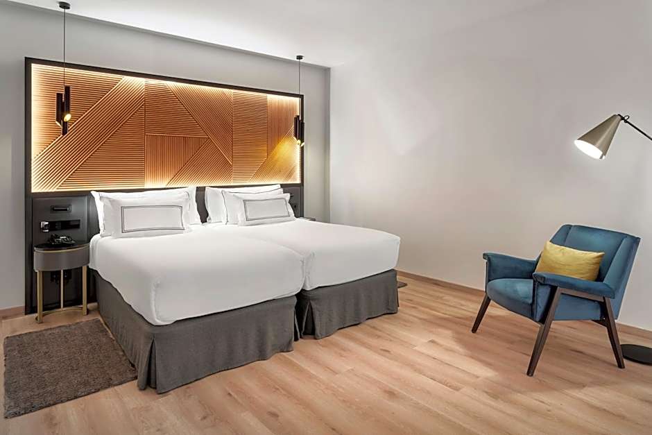 Photo 1 of 5 of Suite