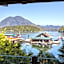 The Shoreline Tofino