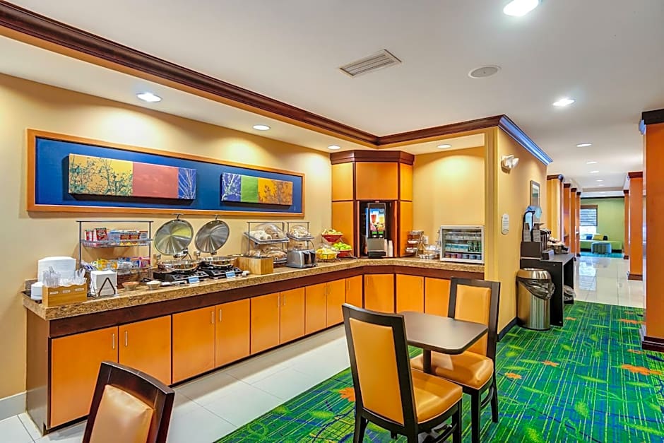 Fairfield Inn & Suites by Marriott Worcester Auburn