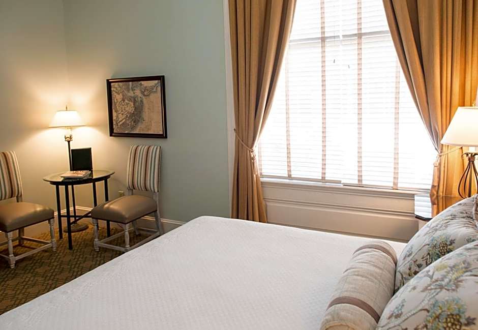 Fulton Lane Inn