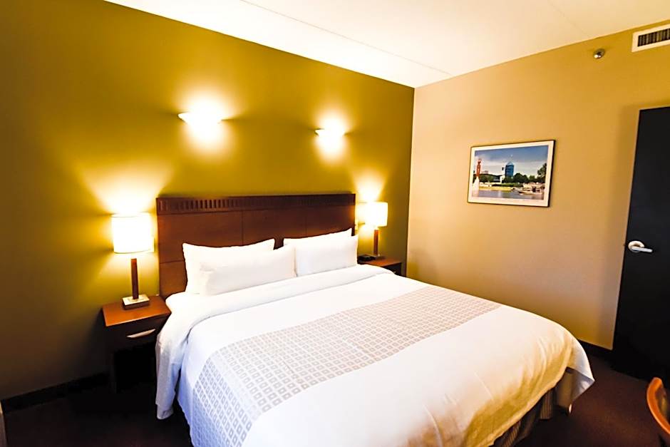 Canad Inns Destination Centre - Fort Garry