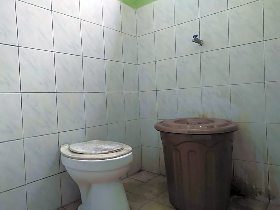 OYO 93411 Syariah Hotel Tomborang