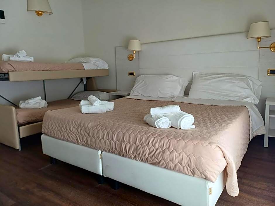 Hotel Imperial Beach - Dada Hotels