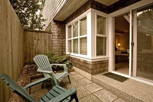 Cannon Beach Hotel Collection