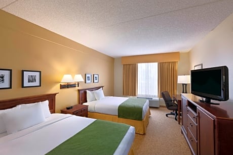 2 Queen Beds, Suite, Nonsmoking