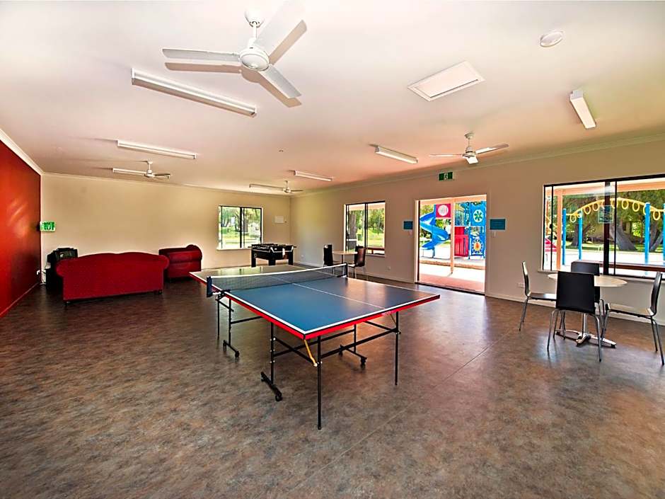 Acclaim Rose Gardens Beachside Holiday Park