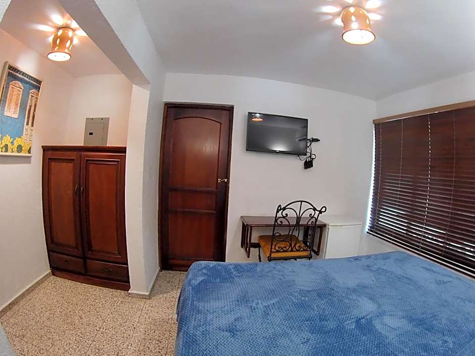 Photo 1 of 6 of Double Room