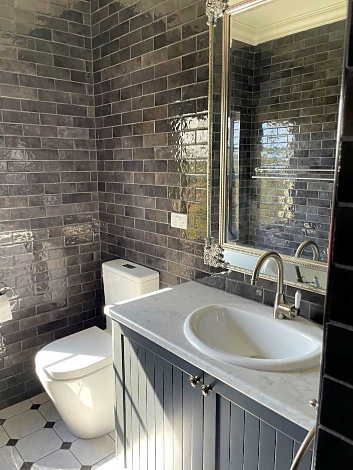 Dusty Hill Vineyard - Moffatdale