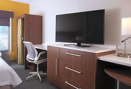 Studio Suite with Two Queen Beds - Hearing Access/Non-Smoking