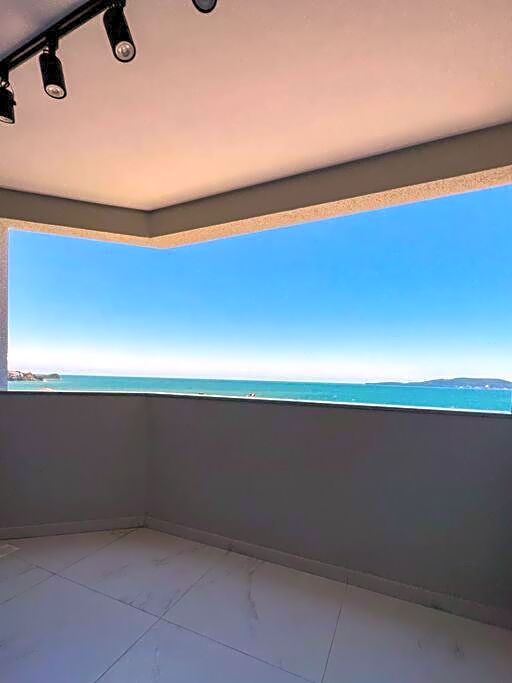 Apartamento em itapema com maravilhosa vista mar