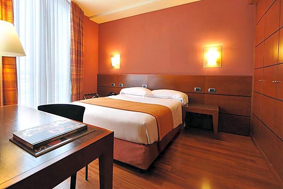 B&B HOTEL Imperia Rossini al Teatro