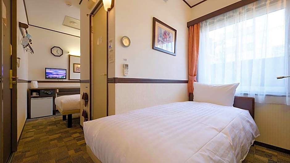 Toyoko Inn Tokyo Akigawa-eki Kita-guchi