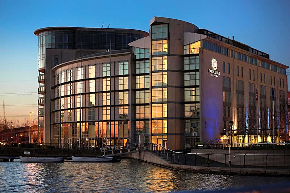 Photo 1 of 50 of DoubleTree by Hilton Hotel London Excel