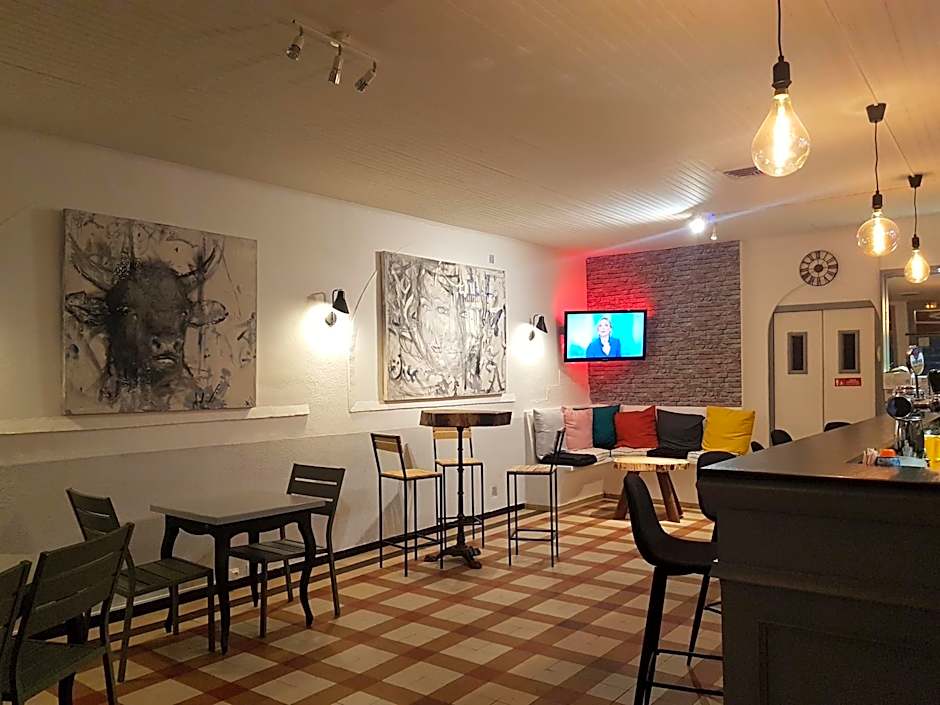 Hotel Restaurant Le Saint Jean – Barbentane, NY