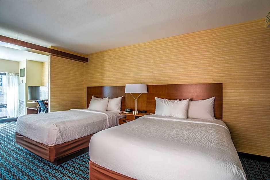 Fairfield Inn & Suites by Marriott Chicago Downtown/River North