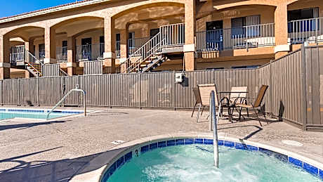 King Room - Disability Access/Non Smoking