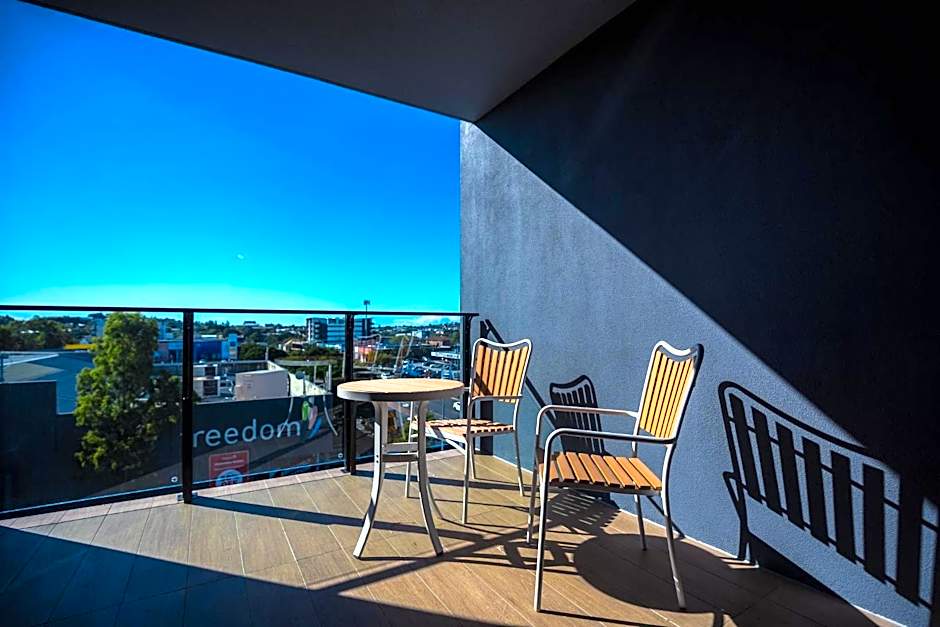 The Windsor, Hotel Rooms & Apartments