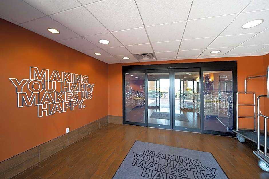 Hampton Inn By Hilton And Suites Madera