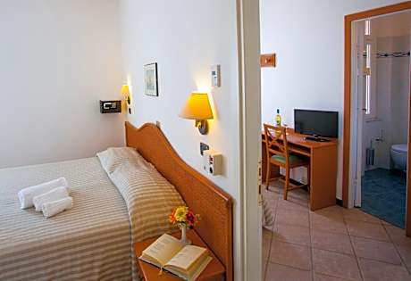 Deluxe Junior Suite