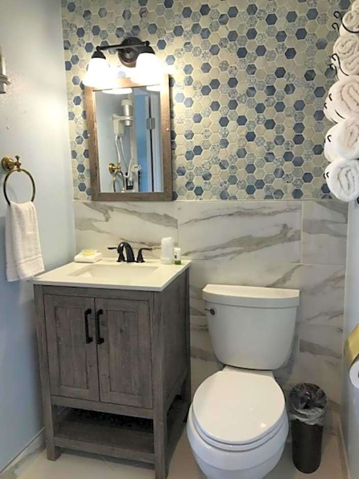 Sugarloaf Mountain Motel