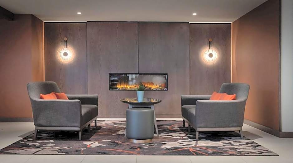 Clayton Hotel Cardiff Lane