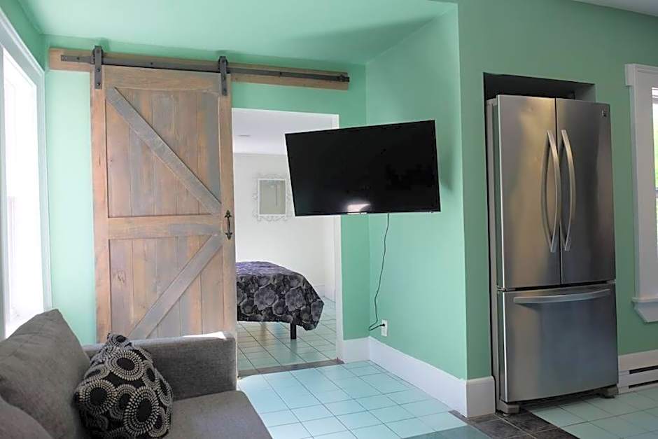 Comfy Apt, Top Floor, Excellent Kitchen