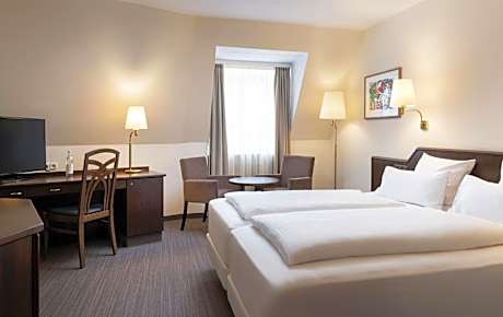 Hotel Klösterle Nördlingen - in Kürze elaya hotel kloesterle noerdlingen