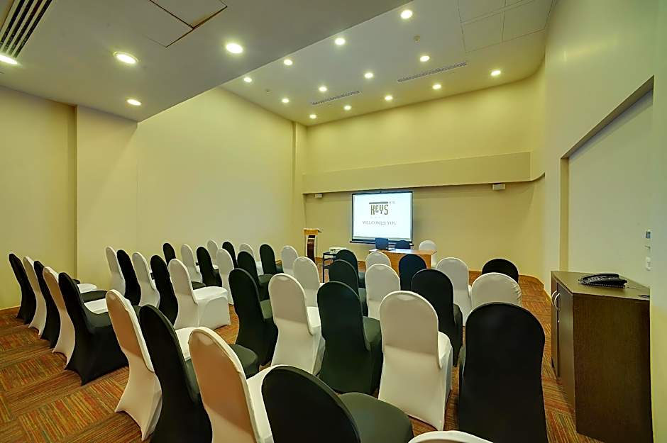Keys Select by Lemon Tree Hotels, Kochi