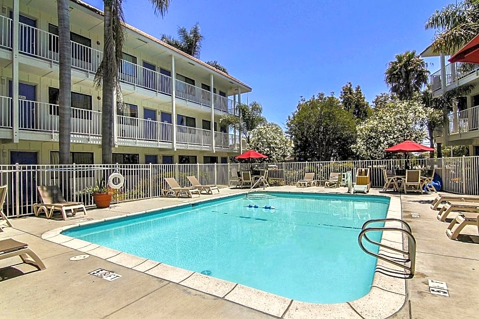 Motel 6-Carpinteria, CA - Santa Barbara - North