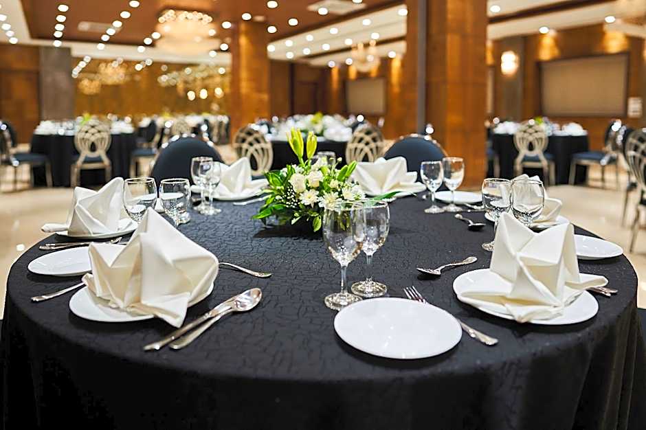 Goldfinch Hotel Mumbai