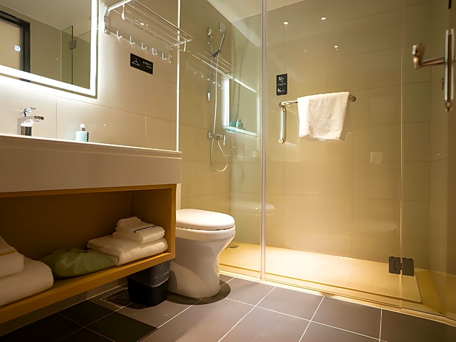 City Comfort Inn Hechi Luocheng Chenglong Lake Park