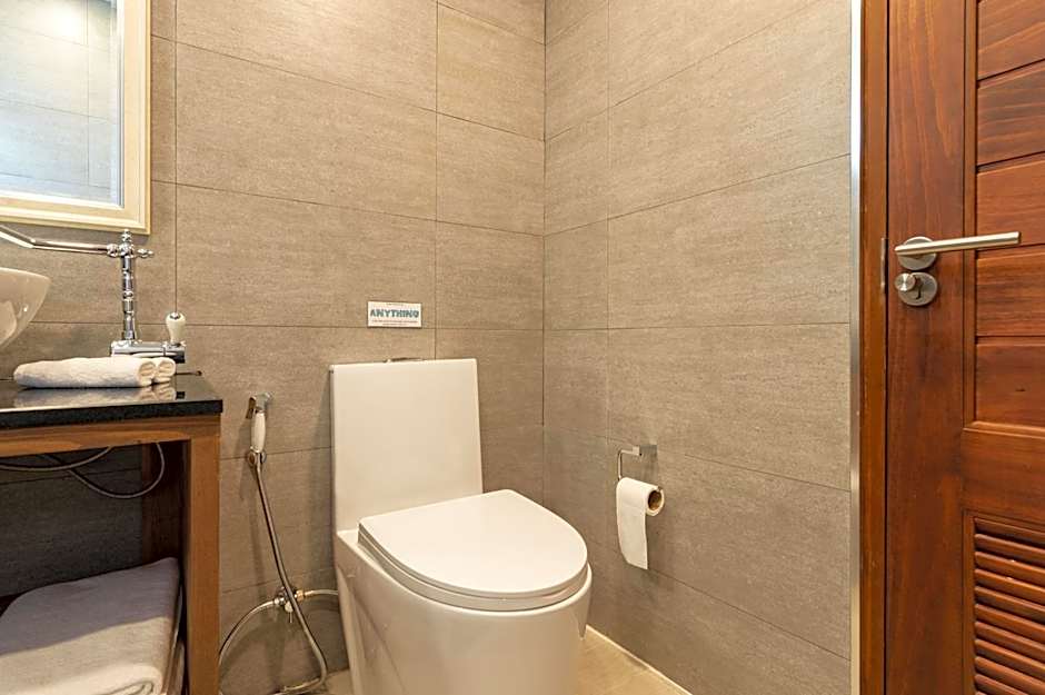 Maneeya Park Residence