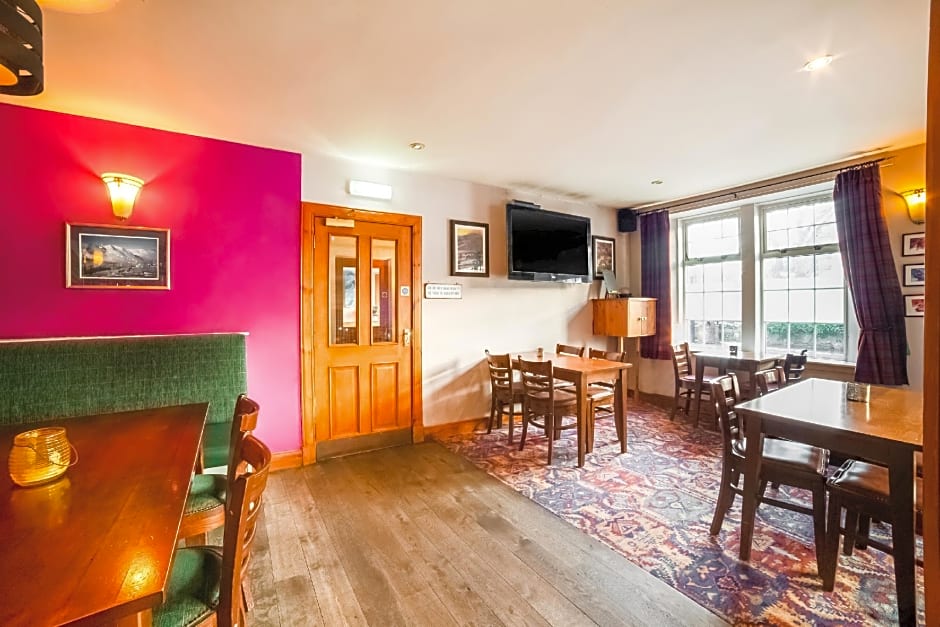 OYO Braeriach Hotel, Highlands Scotland