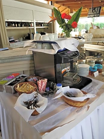 Alianthos Suites