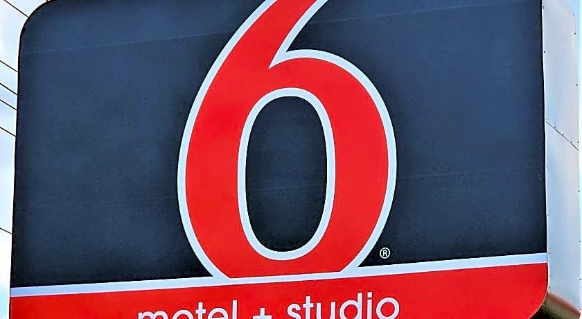 Studio 6 Suites Catonsville, MD - Baltimore West