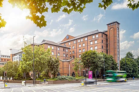 Crowne Plaza Leeds By IHG